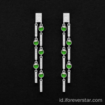 Warna hijau bagus es jadeite tetes perhiasan anting -anting